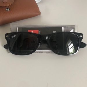 RayBan Wayfarer Sunglasses